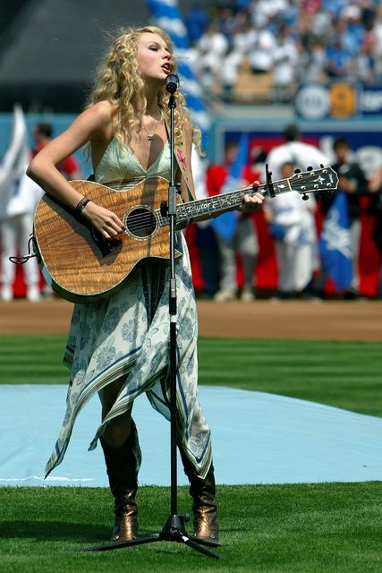 Taylor Swift Early Career Performance